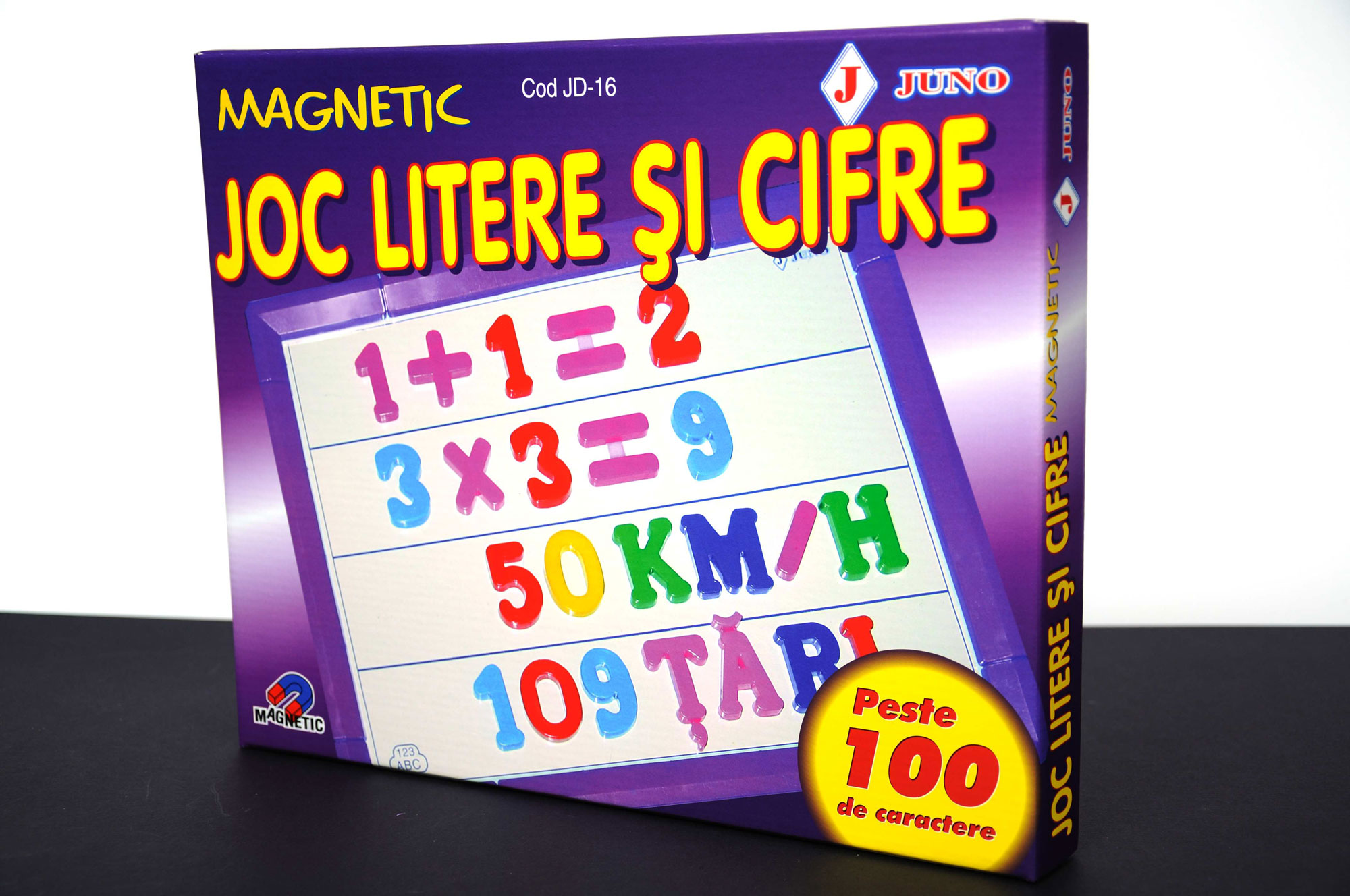 Joc didactic - litere şi cifre magnetice (în cutie)
